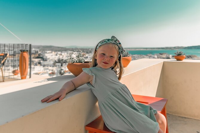 Naxos Private Professional Photoshoot - Convenient Meeting and Endpoint
