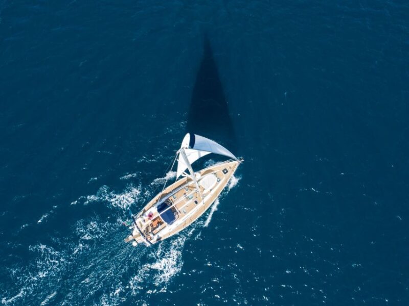 Naxos: Sailing Cruise With Lunch and Drinks - Beverages and Refreshments