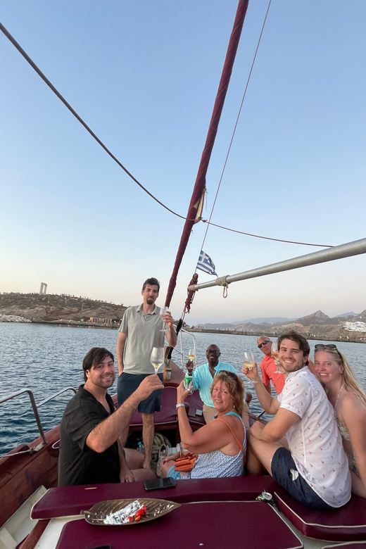 Naxos: Sunset Cruise With Wine and Snacks - Customer Feedback