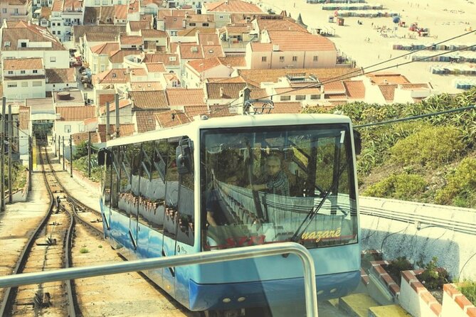 Nazareth & Óbidos - Full Day Private Tour From Lisbon by Minivan - Discovering Óbidos