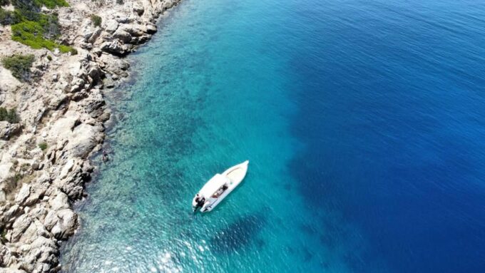 Nea Makri Marathon Schinias: RIB Boat Tour and Snorkeling - Participant Requirements and Restrictions
