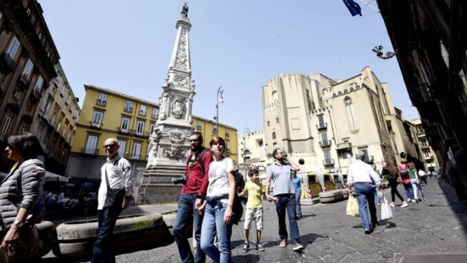 Neaples:Food TOUR Greek Roman City TOUR - Tour Duration and Language
