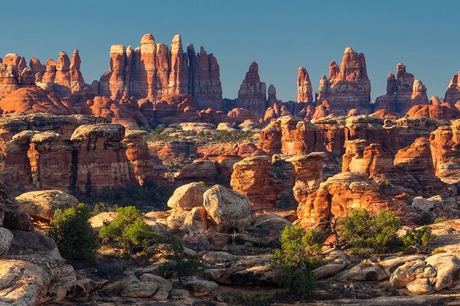 Needles Canyonlands 4X4 Jeep Tour From Moab (3 Person Minimum) - Inclusions and Exclusions