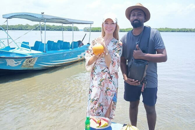 Negombo Lagoon Boat Safari Hotel Pickup(Monkey,Mangrove) - Key Points