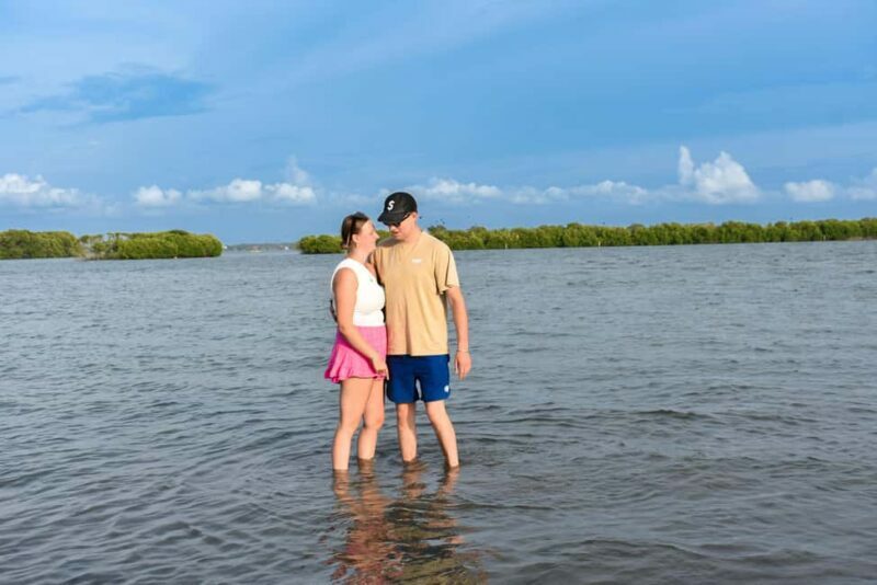 Negombo: Sunset lagoon boat tour with hotel transfers - FAQ