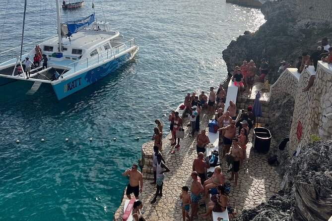 Negril 7 Mile Beach, Party Catamaran Cruise and Ricks Cafe Combo - Flexible Booking and Cancellation Policy