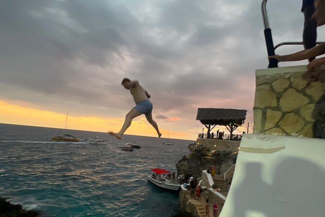 Negril 7 Mile Beach, Party Catamaran Cruise , Snorkeling and Ricks Cafe Combo - Party Catamaran Cruise