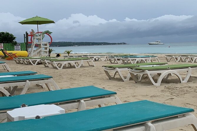 Negril 7 Mile Beach, Party Catamaran Cruise , Snorkeling and Ricks Cafe Combo - Visiting Ricks Cafe