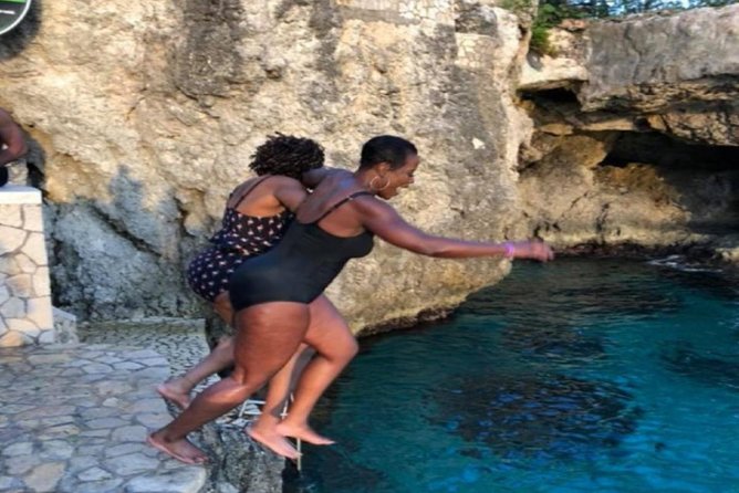 Negril Beach Experience & Ricks Cafe From Falmouth - Exploring Seven Mile Beach