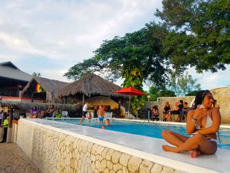 Negril Beach Experience & Ricks Cafe From Montego Bay - Ricks Cafe Experience