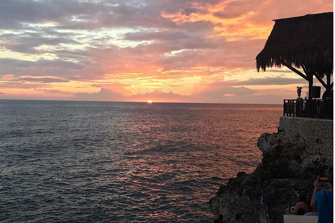 Negril Beach (Margaritaville) & Ricks Cafe Day Trip - Pricing and Group Size