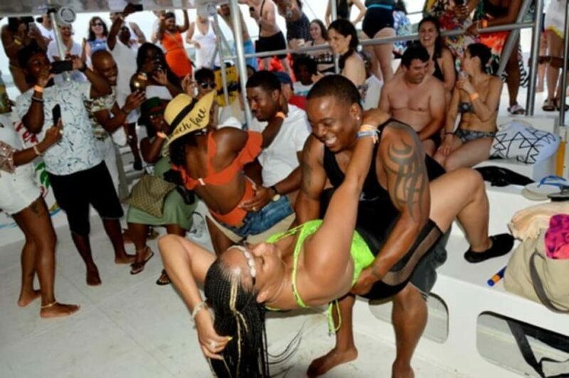 Negril Catamaran: Adults Sunset Party with Drinks & DJ - Setting Sail from Margaritaville Negril