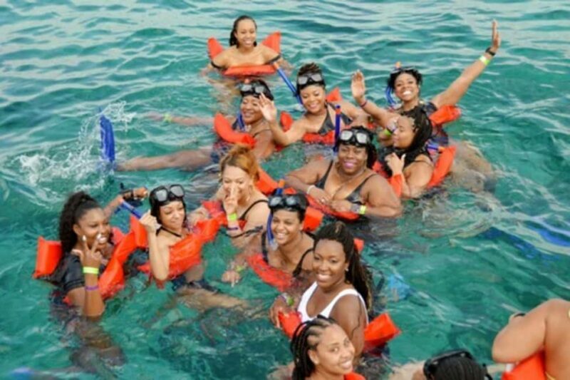 Negril Catamaran: Adults Sunset Party with Drinks & DJ - Return Trip and Drop-offs