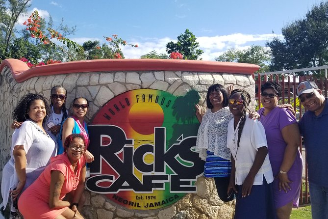 Negril Seven Miles Beach Day and Ricks Cafe Sunset Private Tour - Positive Guest Feedback