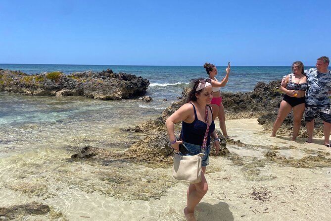 Negril Snorkeling/Magarita Ville and Ricks Cafe - Tour Overview