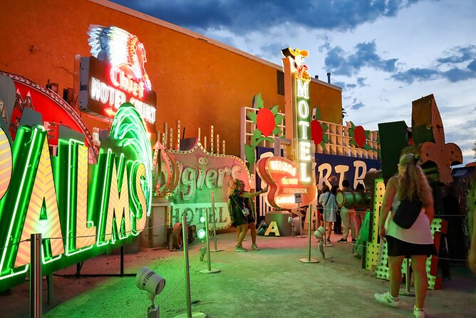Neon Museum Evening Experience With Vegas Open-Top Bus Tour - Memorable Moments in Las Vegas