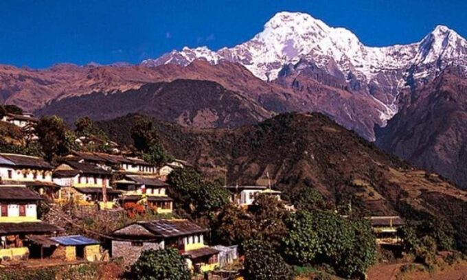 Nepal: 12 Nights-13 Days Tour - Group Size and Languages