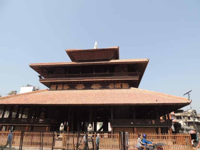 Nepal: Kathmandu UNESCO Heritage Tour by Male/Female Guides - Frequently Asked Questions