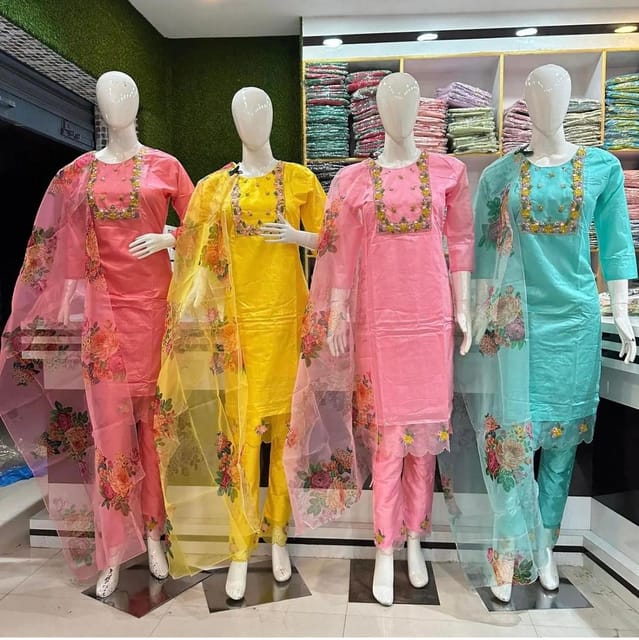 Nepali Traditional Dress (Sari Kurtha Wear) Shopping Tour - Vibrant Nepali Attire
