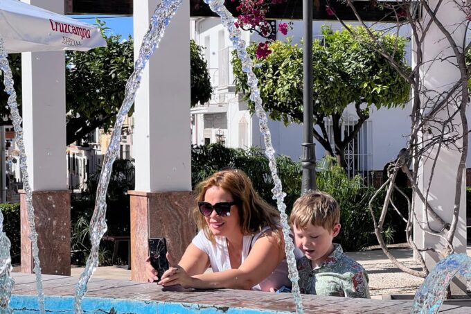 Nerja: Guided Photography Walk - Exploring Nerjas Charm and Scenery