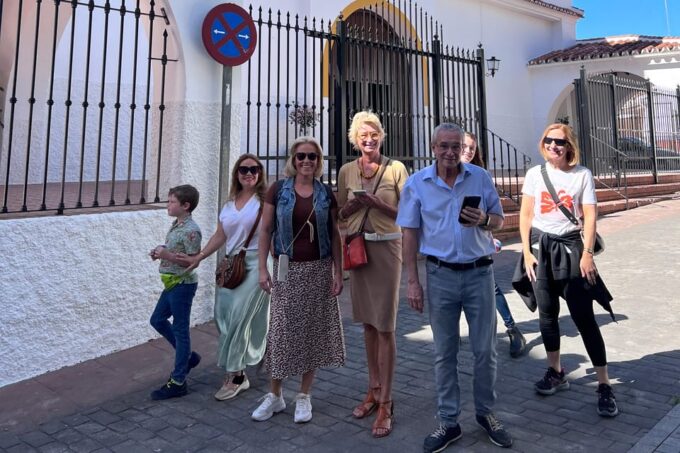 Nerja: Guided Photography Walk - Frequently Asked Questions
