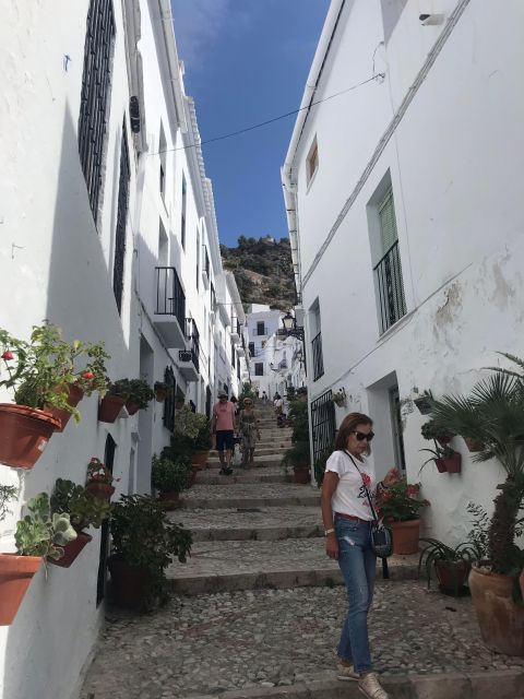 Nerja: Nerja & Frigiliana Private Day Trip From Malaga - Visiting the Old Fortress in Frigiliana