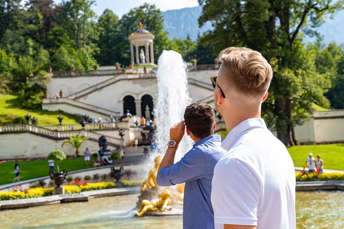 Neuschwanstein Castle and Linderhof VIP All-Inc Tour From Munich - Oberammergau Village Exploration