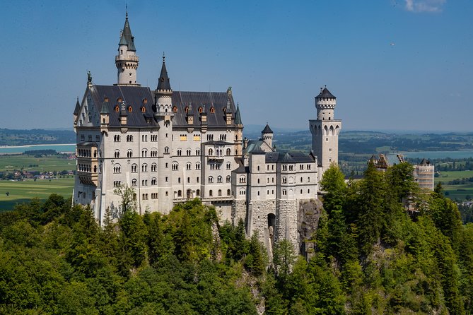 Neuschwanstein Castle and Linderhof VIP All-Inc Tour From Munich - Tour Logistics