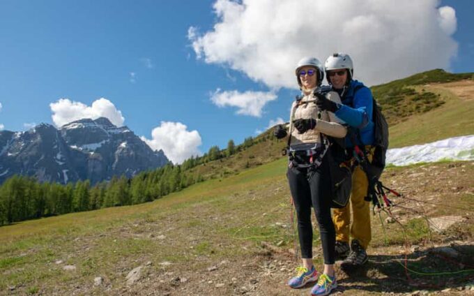 Neustift Im Stubaital: Paragliding Tandem Flight - Preparing for the Flight