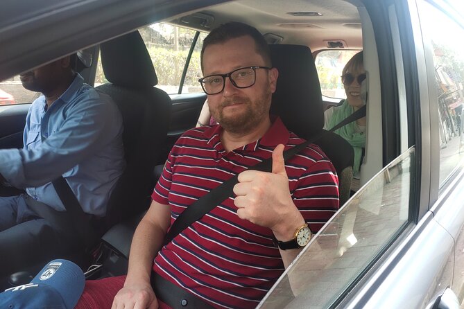 New Delhi Airport to Hotel Transfer Private Shuttle Sedan & SUV - Pickup and Drop-off Details