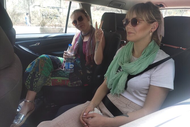 New Delhi Airport to Hotel Transfer Private Shuttle Sedan & SUV - Additional Charges and Fees