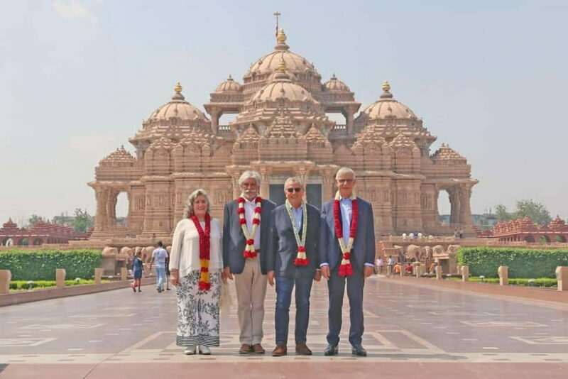 New Delhi: Akshardham Temple Light Show with Custom Add-Ons - Deep Dive into the Experience
