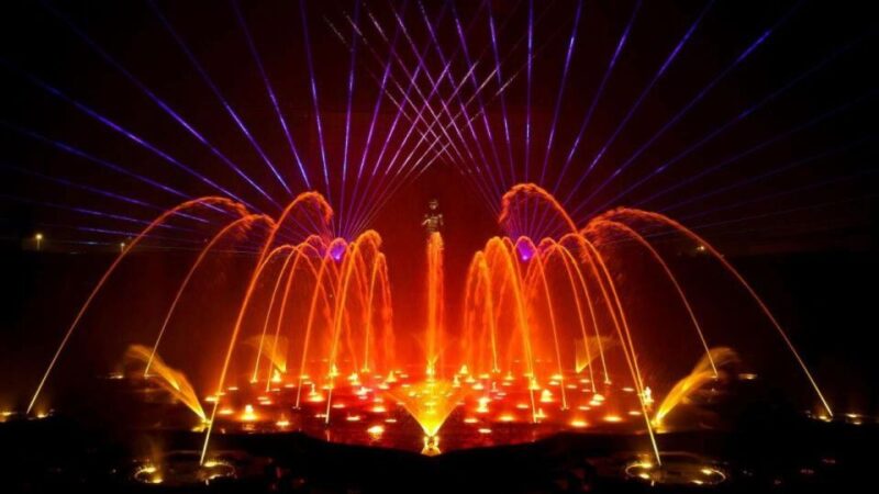 New Delhi: Akshardham Temple Tour With Water and Light Show - Cultural Exhibitions