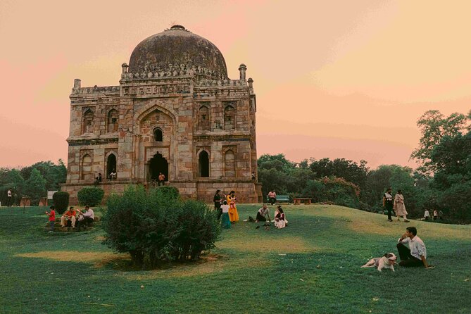 New Delhi Heritage Photography Tour - Pickup and Accessibility