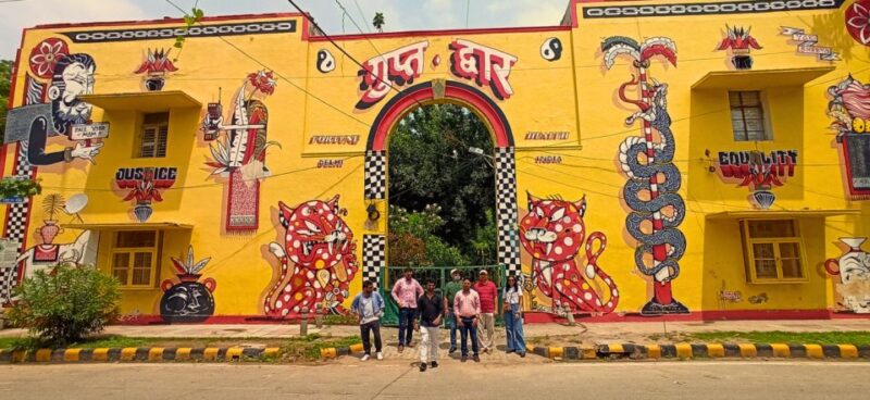 New Delhi: Lodhi Art District Cycling Tour With Breakfast - Artistic Context of Lodhi Art District