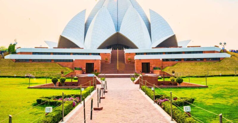 New Delhi: Lotus Temple Private Tour by Car W/ Skip-The-Line - Key Points