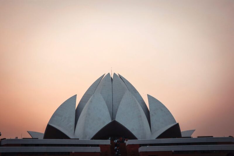 New Delhi: Lotus Temple Private Tour by Car W/ Skip-The-Line - Cancellation Policy