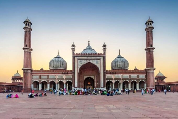 New Delhi: Private New and Old Delhi Sightseeing Tour Car - Free Cancellation