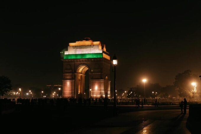 New Delhi: Red Fort, Jama Masjid & India Gate 4 Hours Tour - Booking and Availability