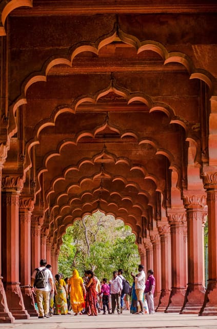 New Delhi: Red Fort Short Guided Tour With Car - Key Points