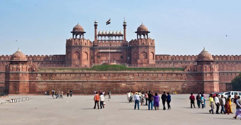 New Delhi: Red Fort Short Guided Tour With Car - Itinerary and Major Attractions