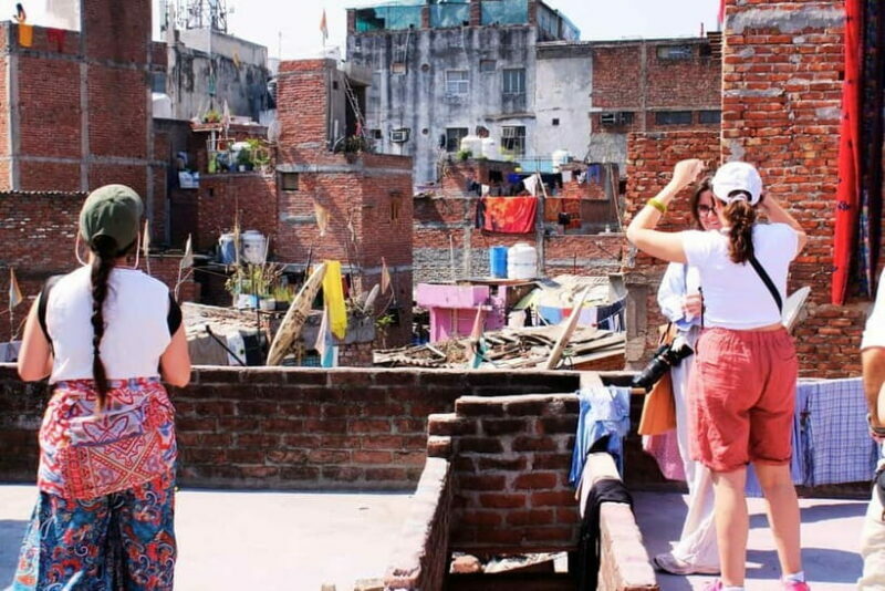 New Delhi: Sanjay Colony Slum Tour with Local Guide - Key Points:
