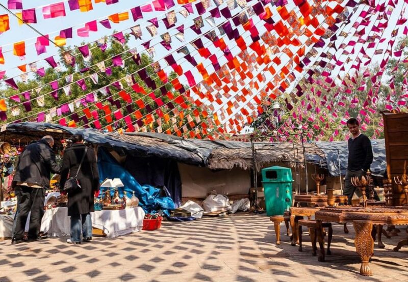 New Delhi: Shopping Tour With Private Guide and Transfer - Key Points