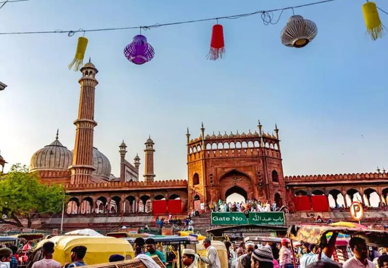 New Delhi: Shopping Tour With Private Guide and Transfer - Market Highlights