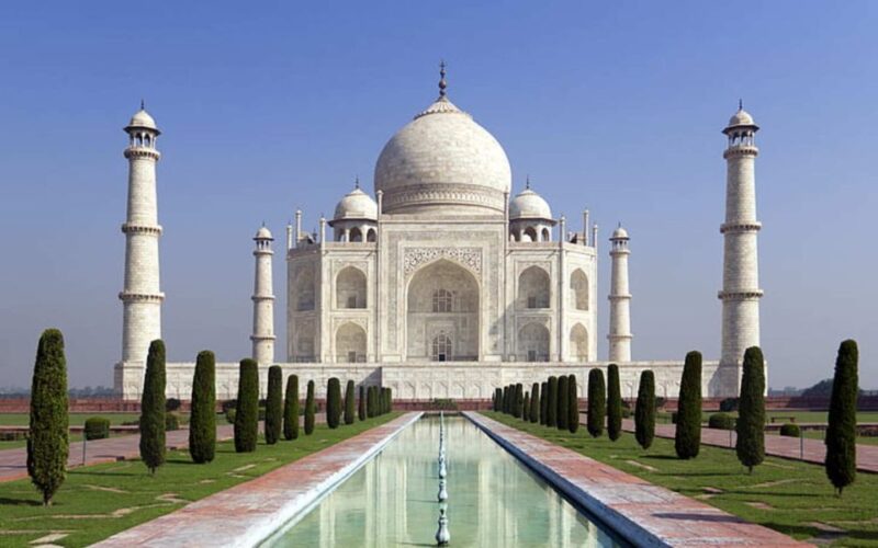 New Delhi: Taj Mahal Express Tour With Skip-The-Line Entry - Tour Highlights and Experience