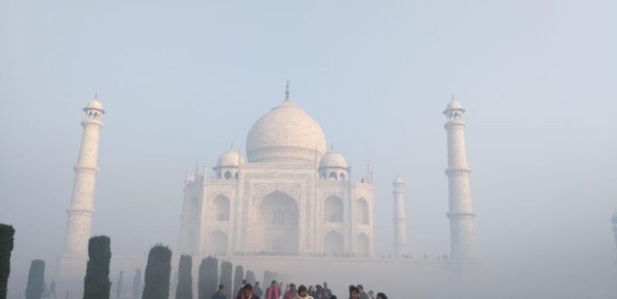 New Delhi, Varanasi, the Taj Mahal, Tigers & Rajasthan !! - Tour Destination Highlights