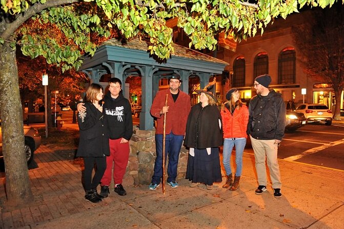 New Havens Ghost Walk - Visiting Grove Street Cemetery