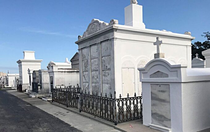 New Orleans: 2.5-Hour City & Cemetery Tour by Bus - Pickup and Drop-off Locations
