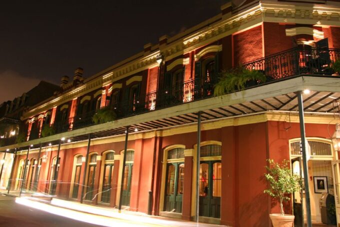 New Orleans: 2-Hour Historical Walking Tour - Explore Vieux Carré