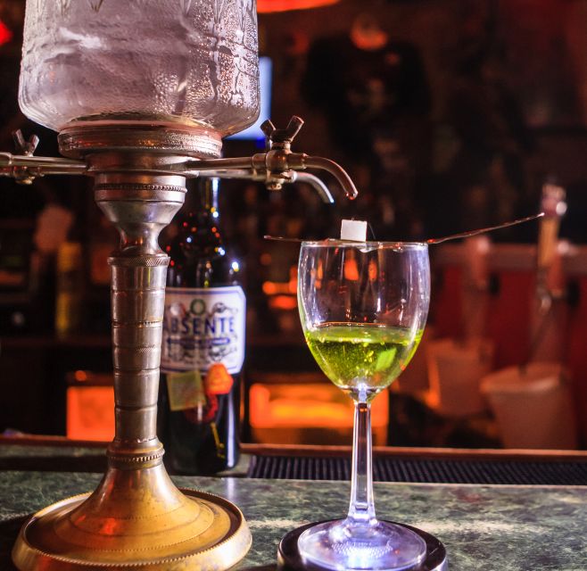 New Orleans: Afternoon Cocktail Walking Tour With Drinks - Customer Reviews